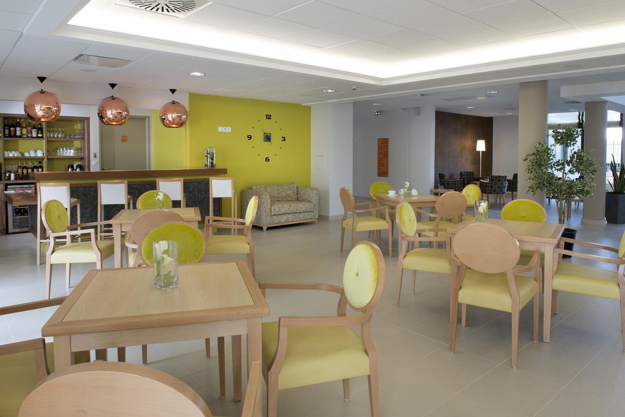 Domitys "Les Etoiles D'Argent" Residence Services Seniors Страсбург Екстер'єр фото